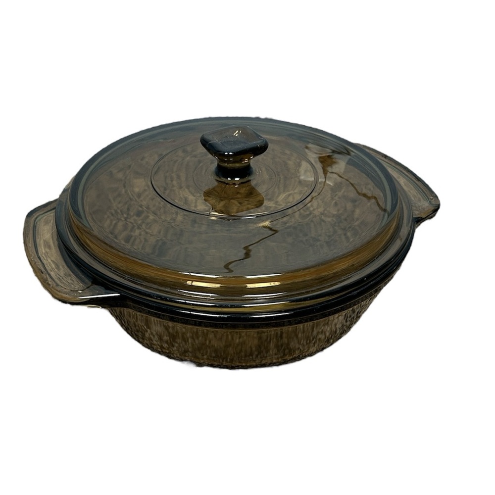 Anchor Ovenware covered casserole with lid 8.25 in diameter 1.5 qt oven mix safe